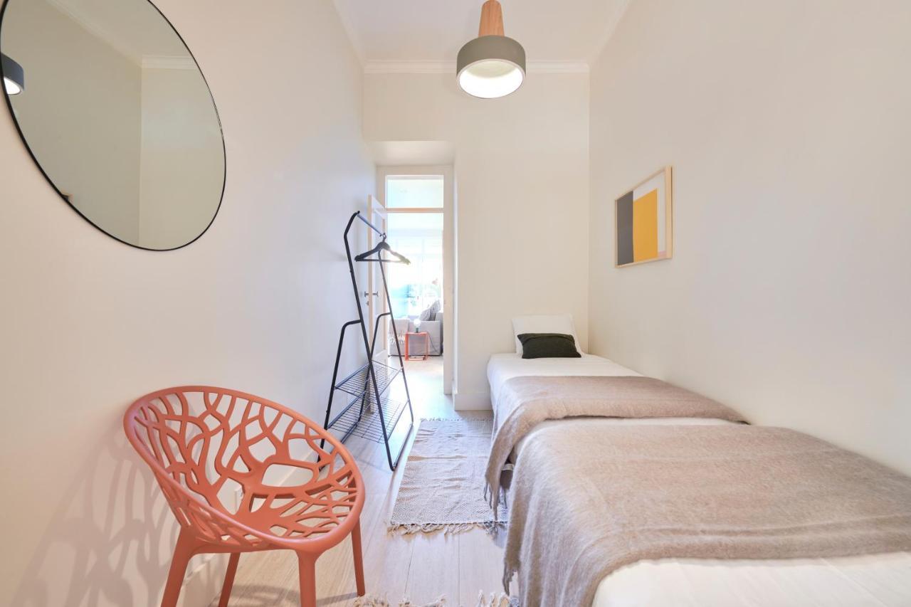 Charming 3Br Apt W/ Patio, By Timecooler Lisbona Esterno foto