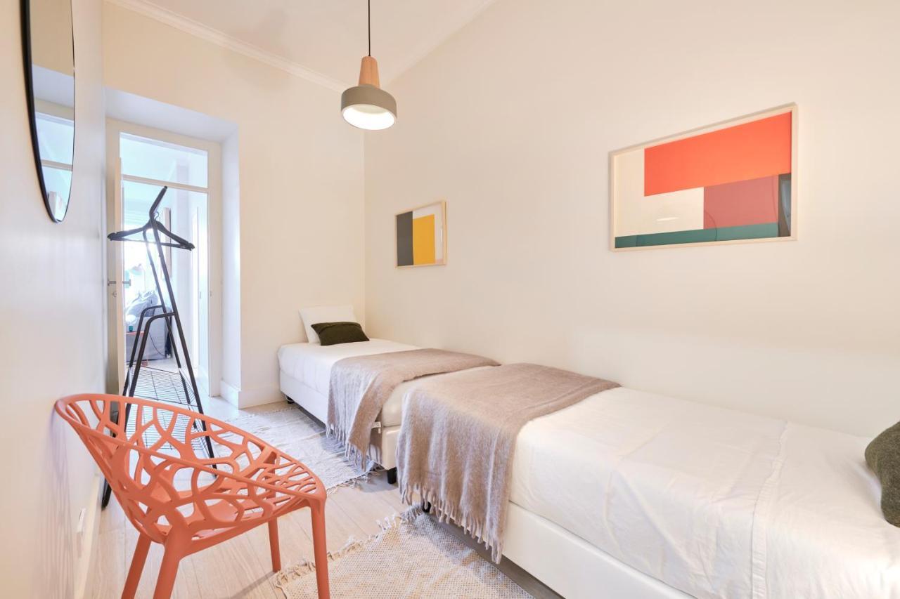 Charming 3Br Apt W/ Patio, By Timecooler Lisbona Esterno foto